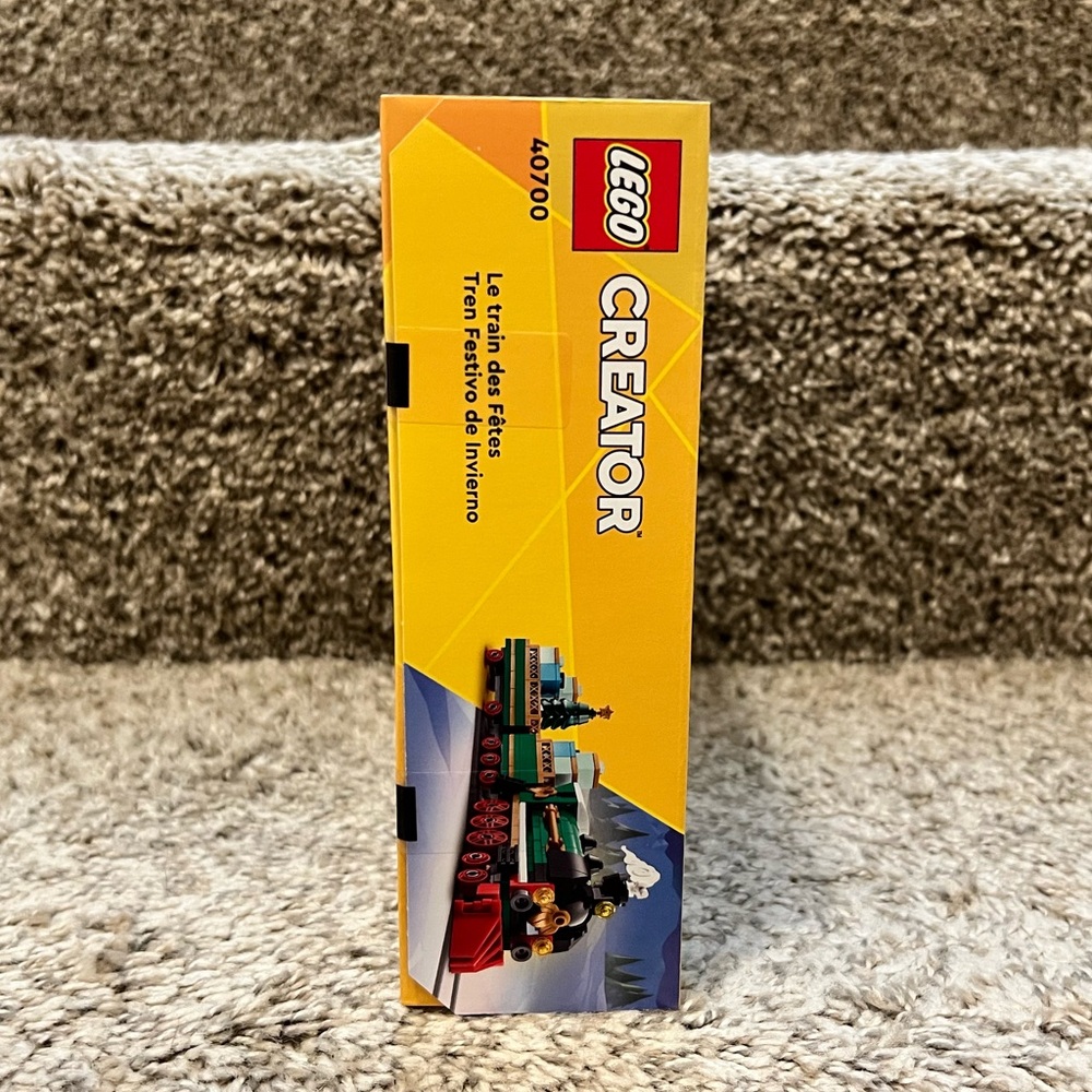 Lego 40700 Winter Holiday Train - Picture 4 of 6